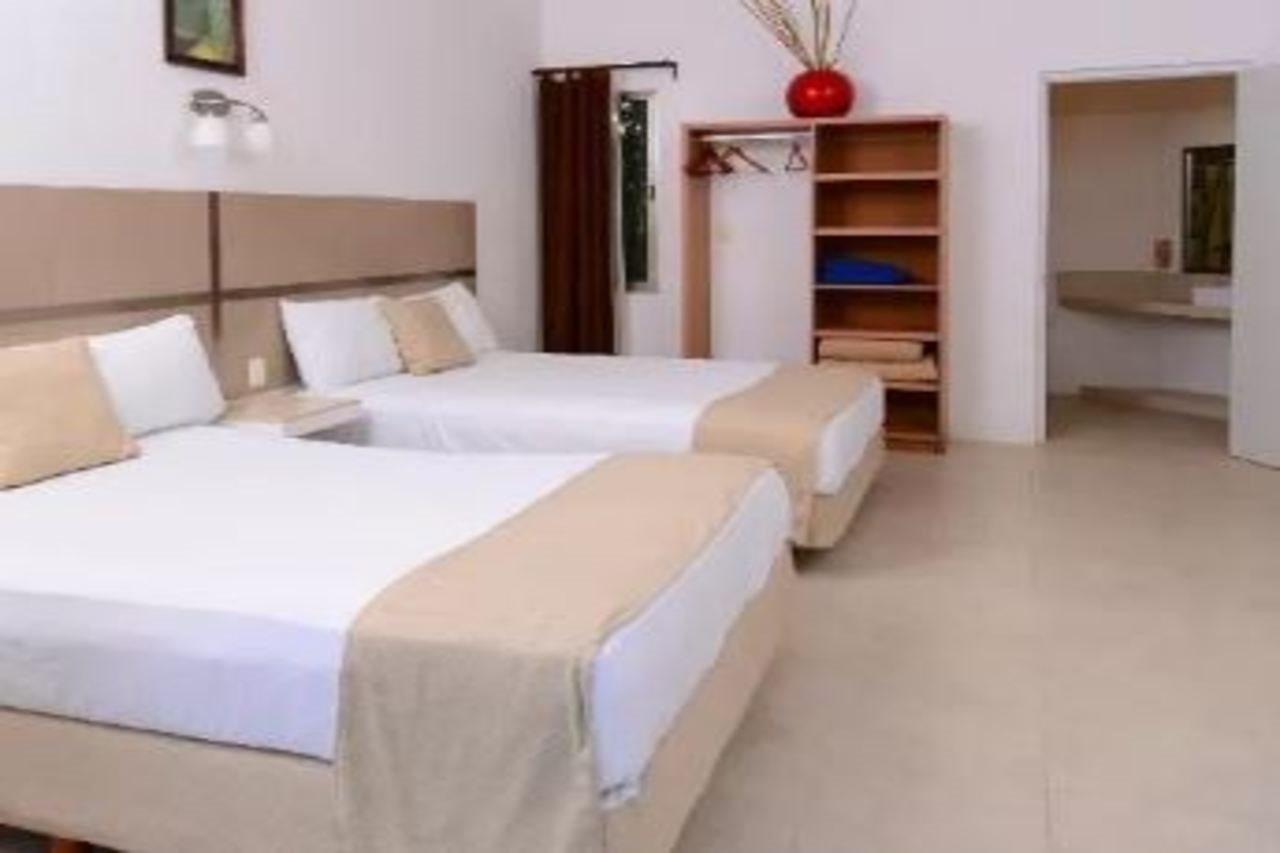 Hotel Villas Bambu Chetumal Bagian luar foto